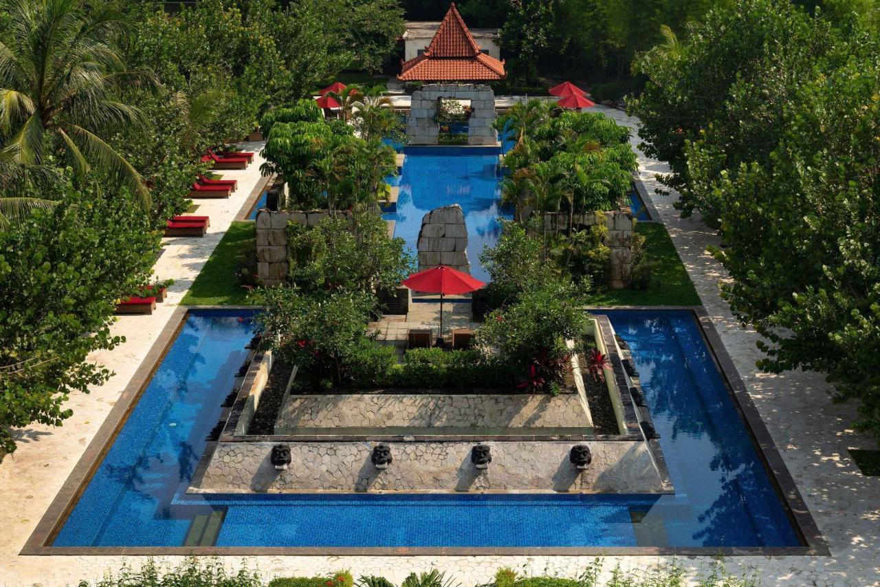 Sheraton Mustika Yogyakarta Resort And Spa Exterior photo